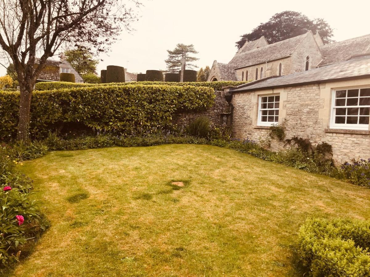 The Old Post Office Studio Apartment In A Beautiful Cotswold Village Cirencester Zewnętrze zdjęcie